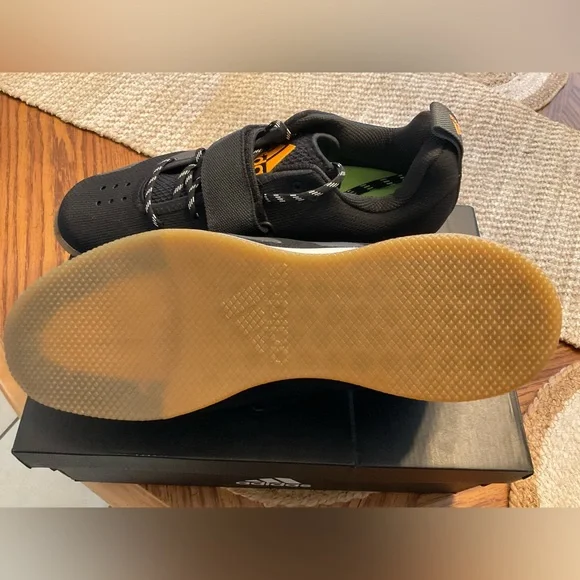 Adidas Adipower Weightlifting ll Shoes - Picture 4 of 9